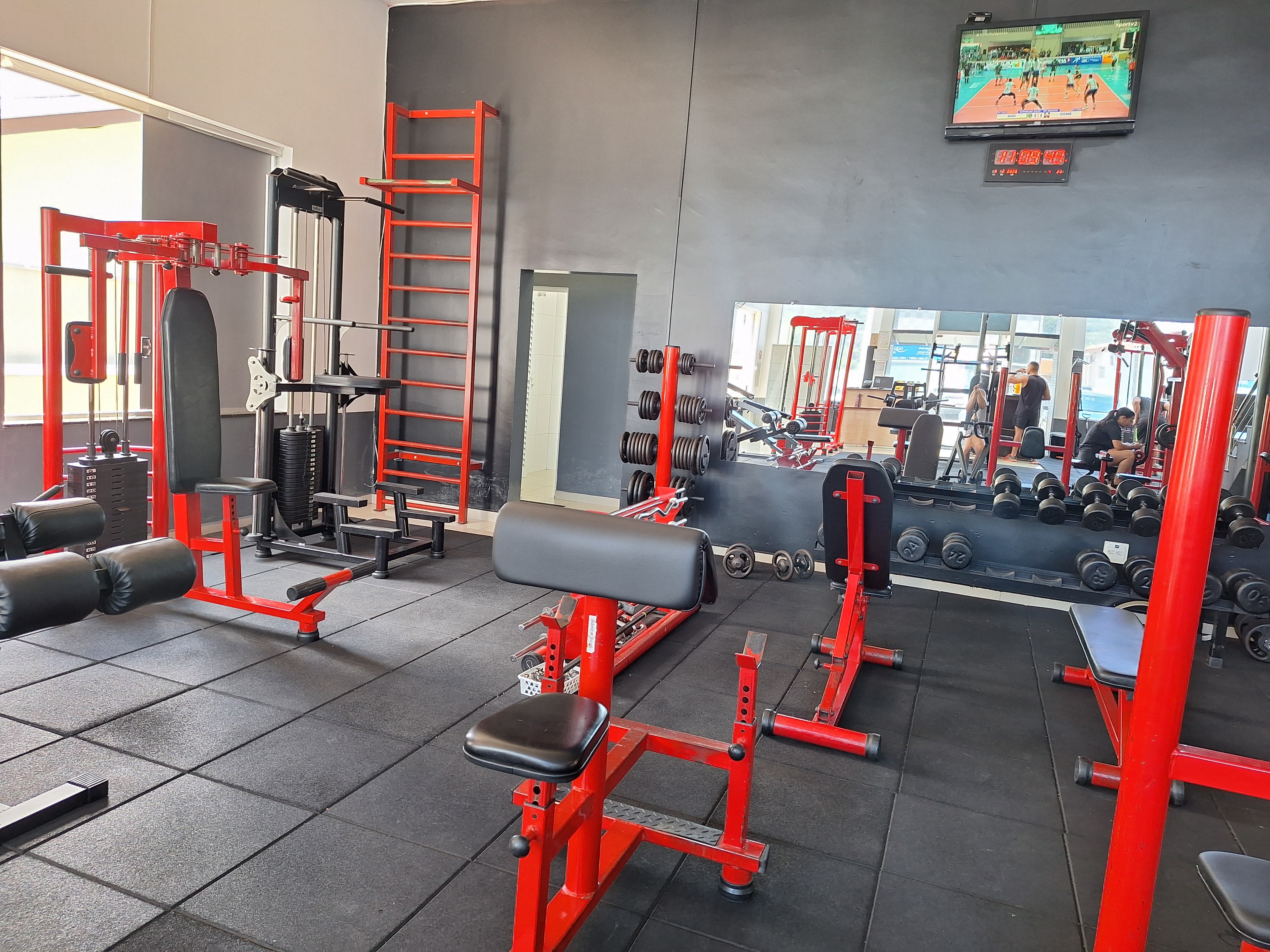 equipamentos ded musculação